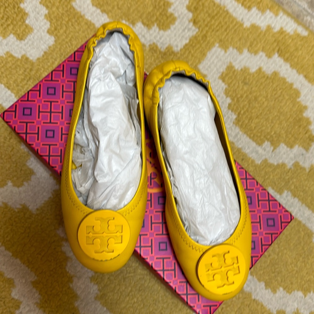 Tory Burch travel flats